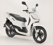 2012 Peugeot Tweet 125 photo